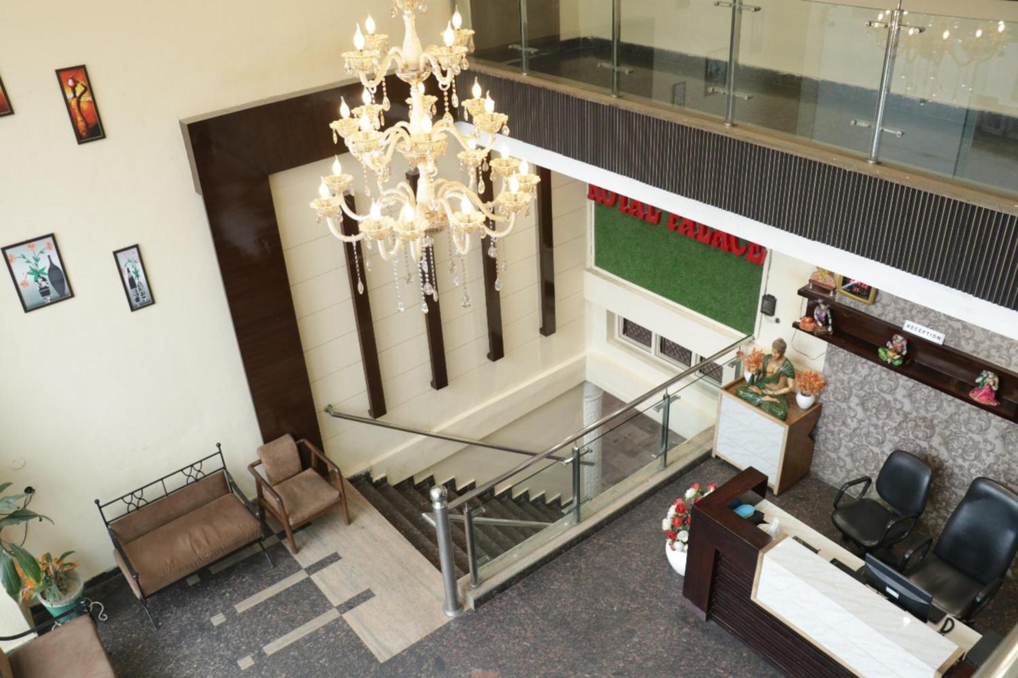 Hotel Royal Palace Jalandhar Ngoại thất bức ảnh