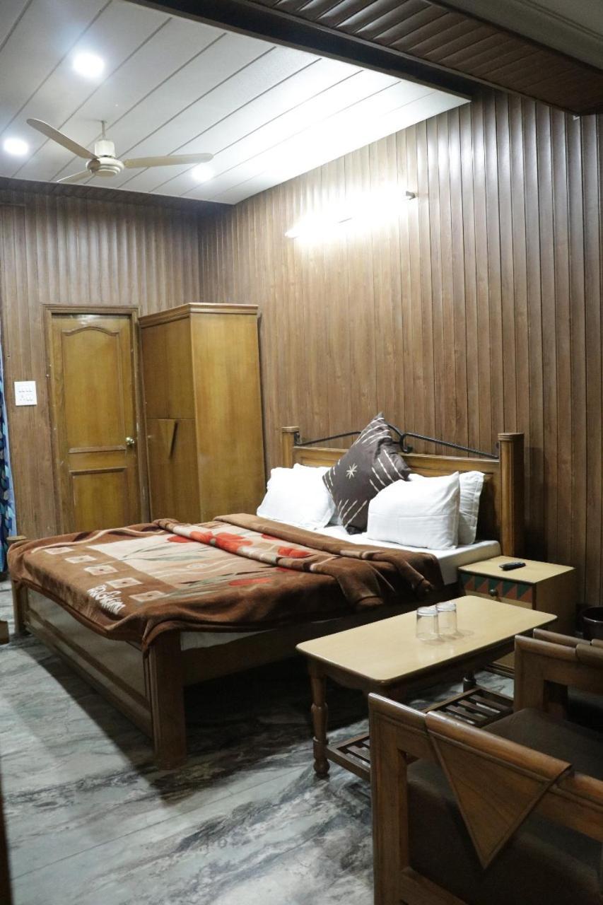 Hotel Royal Palace Jalandhar Ngoại thất bức ảnh