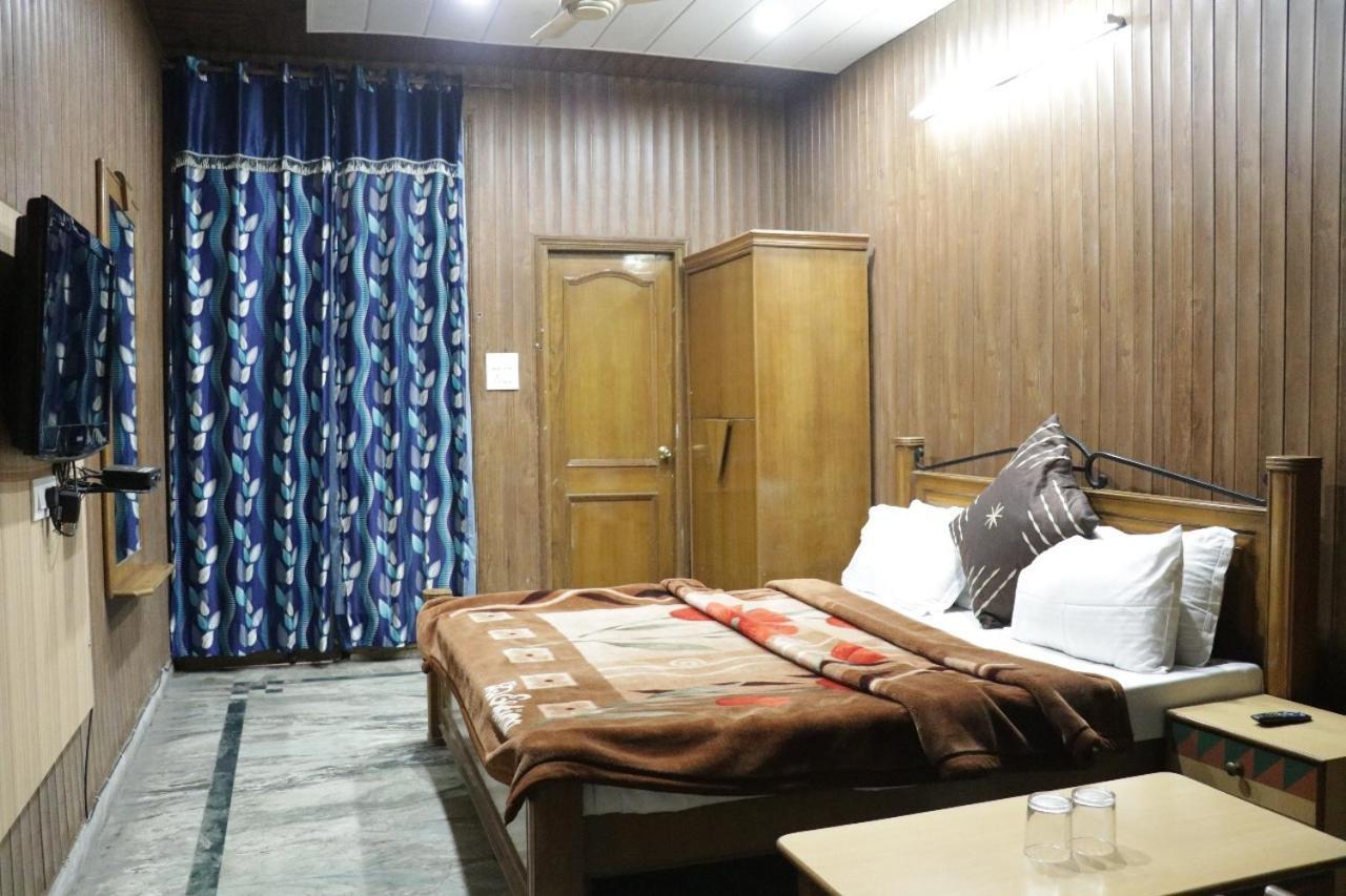Hotel Royal Palace Jalandhar Ngoại thất bức ảnh